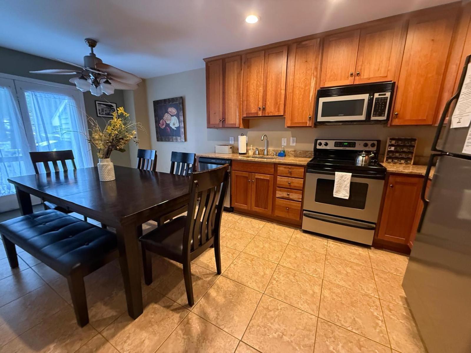 Beautiful Lake Harmony Townhouse At Big Boulder Lake And Ski Area エクステリア 写真