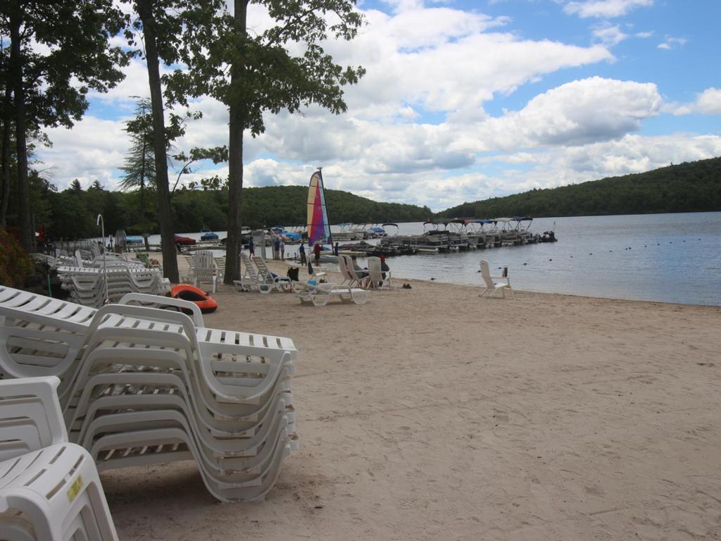 Beautiful Lake Harmony Townhouse At Big Boulder Lake And Ski Area エクステリア 写真